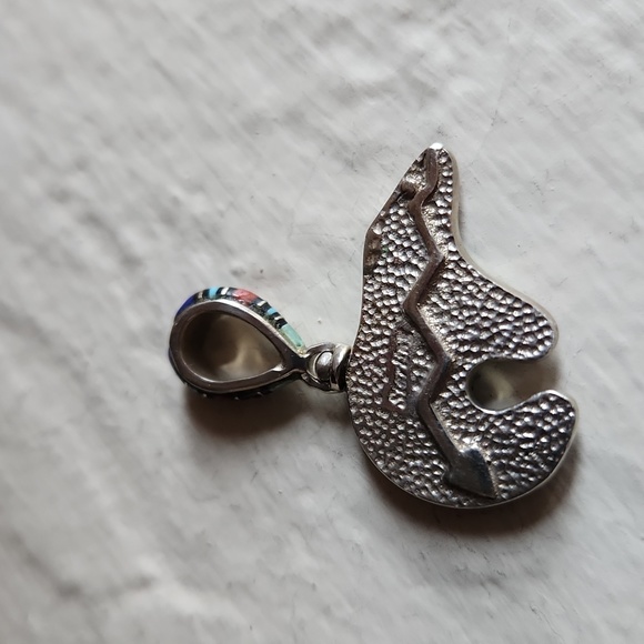 Amazing Vintage Native American Inlaid Bear Pendant 💙🐻💜 - Picture 6 of 16